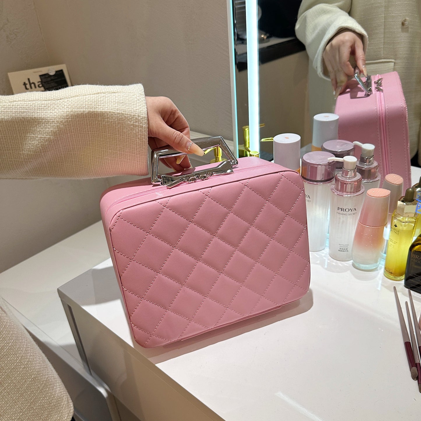 Rhombus-Embroidery Design Cosmetic Bag