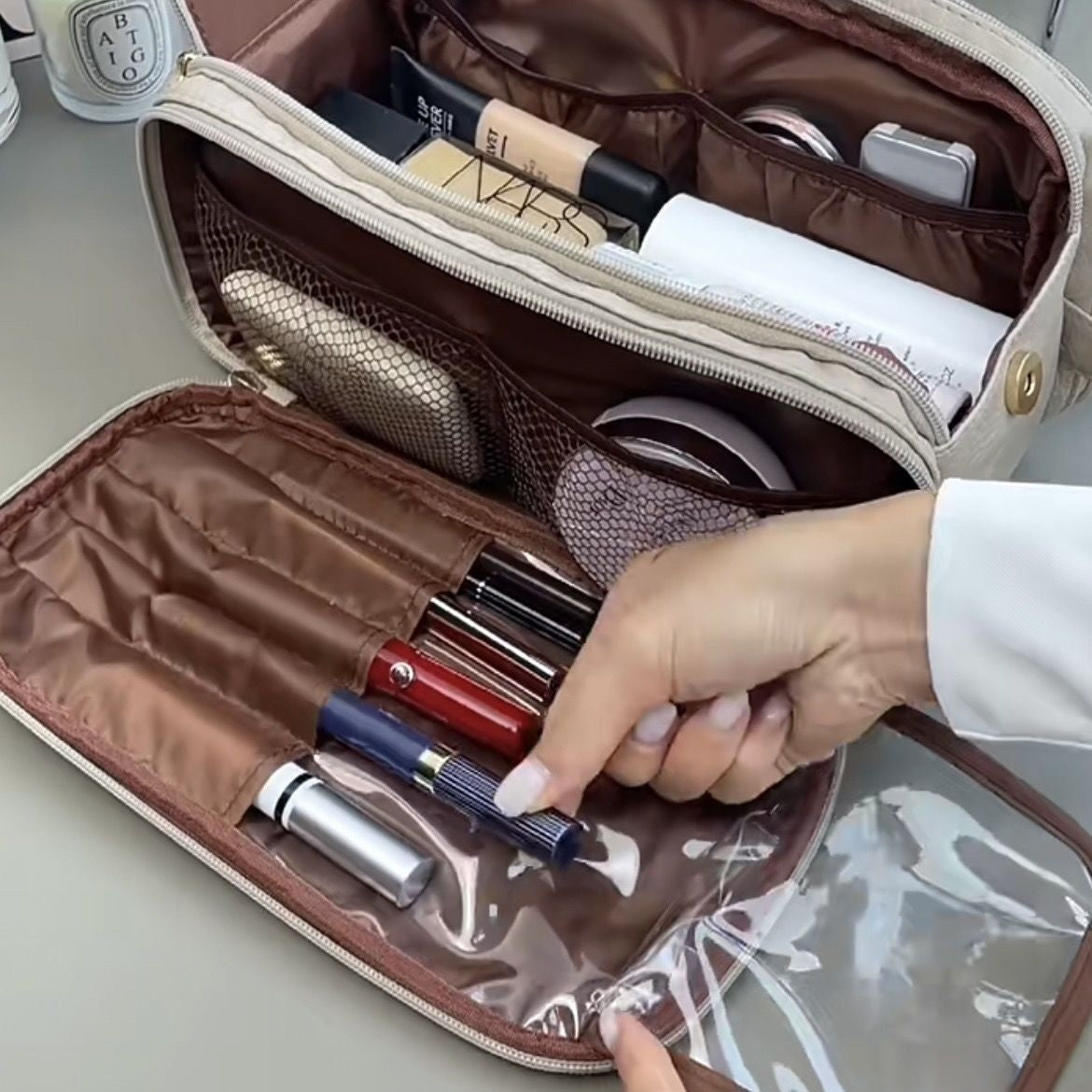 Large Capacity Portable Cosmetic Bag Women
